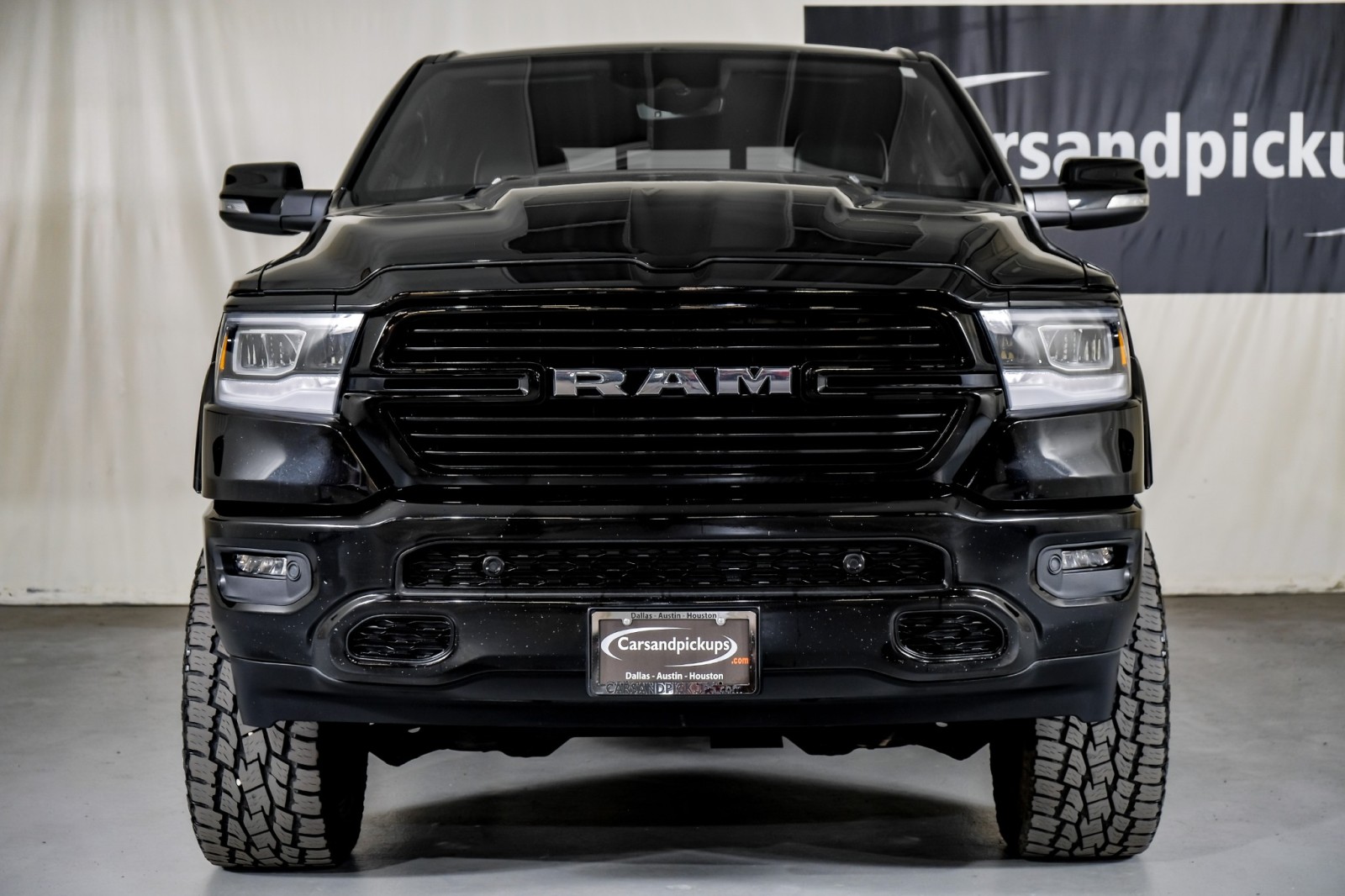 2022 Ram 1500 Laramie 3