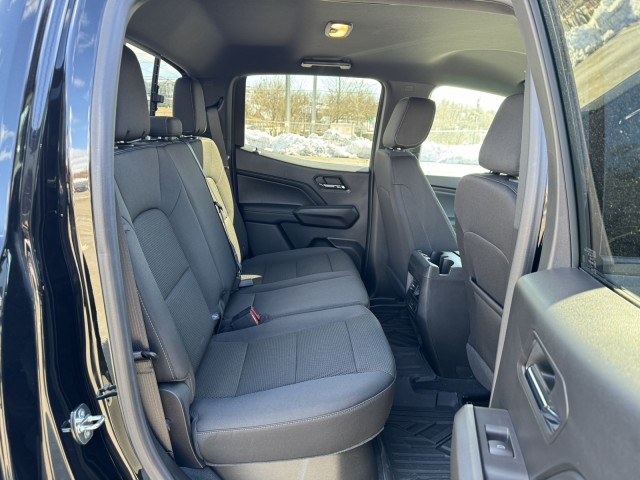 2023 Chevrolet Colorado 4WD LT 19