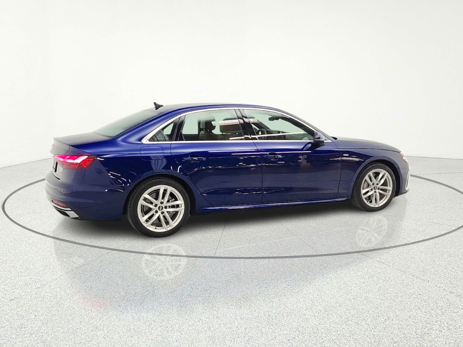 Used 2024 Navarra Blue Metallic Audi S line Premium 45 TFSI quattro image 14