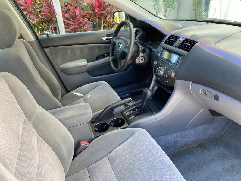 2004 Honda Accord Sdn LX LOW MILES 68,079 in , 