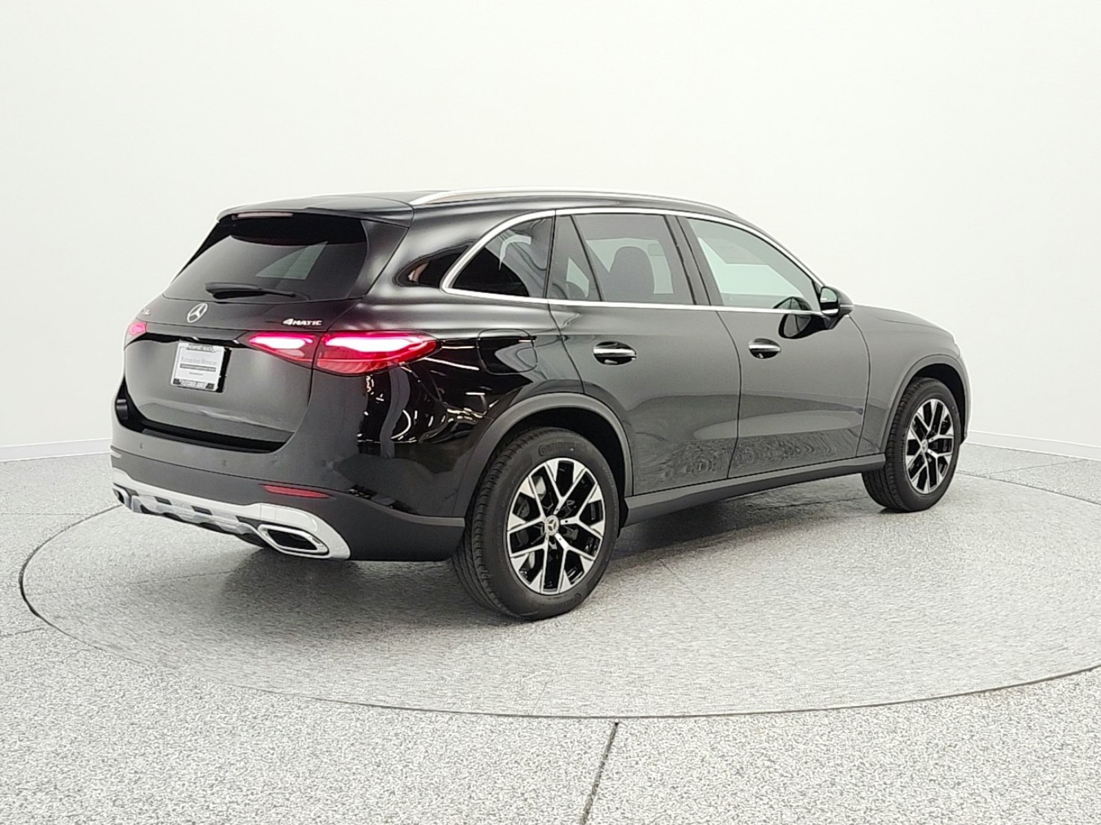 New 2026 Black Mercedes-Benz GLC 350e image 5