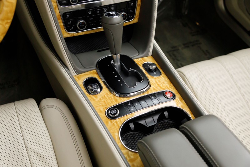 2016 Bentley Flying Spur W12 in , 