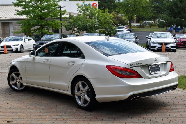 2012 Mercedes-Benz CLS-Class CLS550 4MATIC Premium 1 Pkg. Moonroof Leather Keyless GO Blind S 8