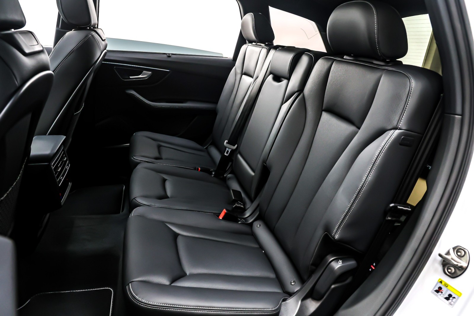 New 2026 Glacier White Metallic Audi Premium Plus 55 quattro image 8