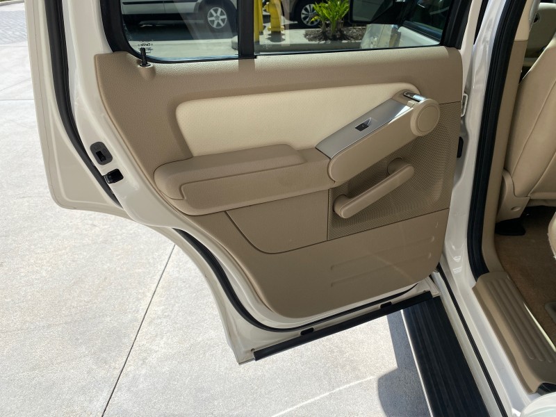 2007 Mercury Mountaineer SUV Premier 1 OWNER in ,
