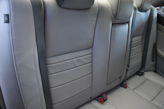 2015 Toyota Camry Hybrid Hybrid Leather Heated Front Seats Keyless Start Sa 36
