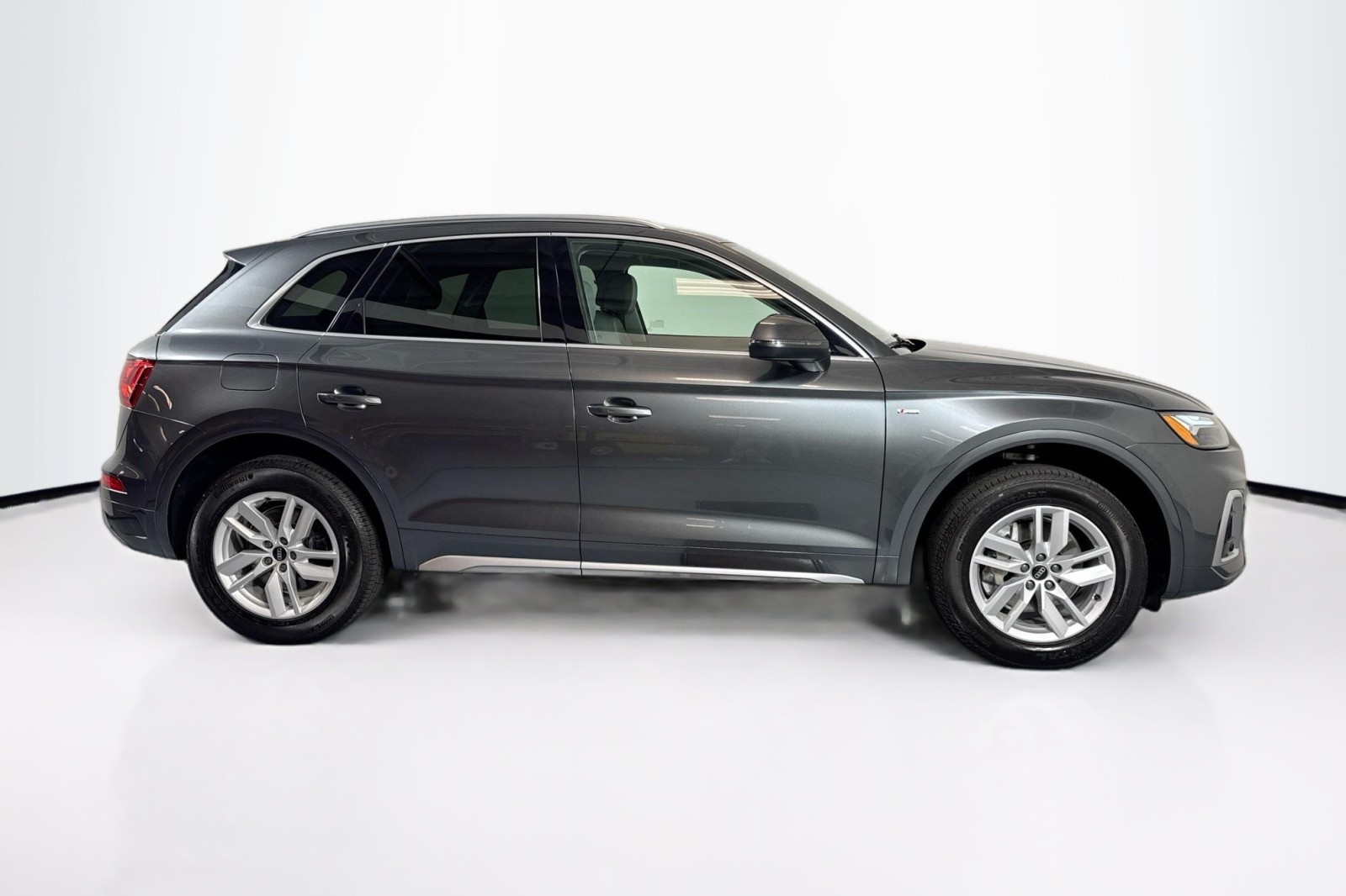 Used 2022 DAYTONA GRAY Audi S line Premium image 4