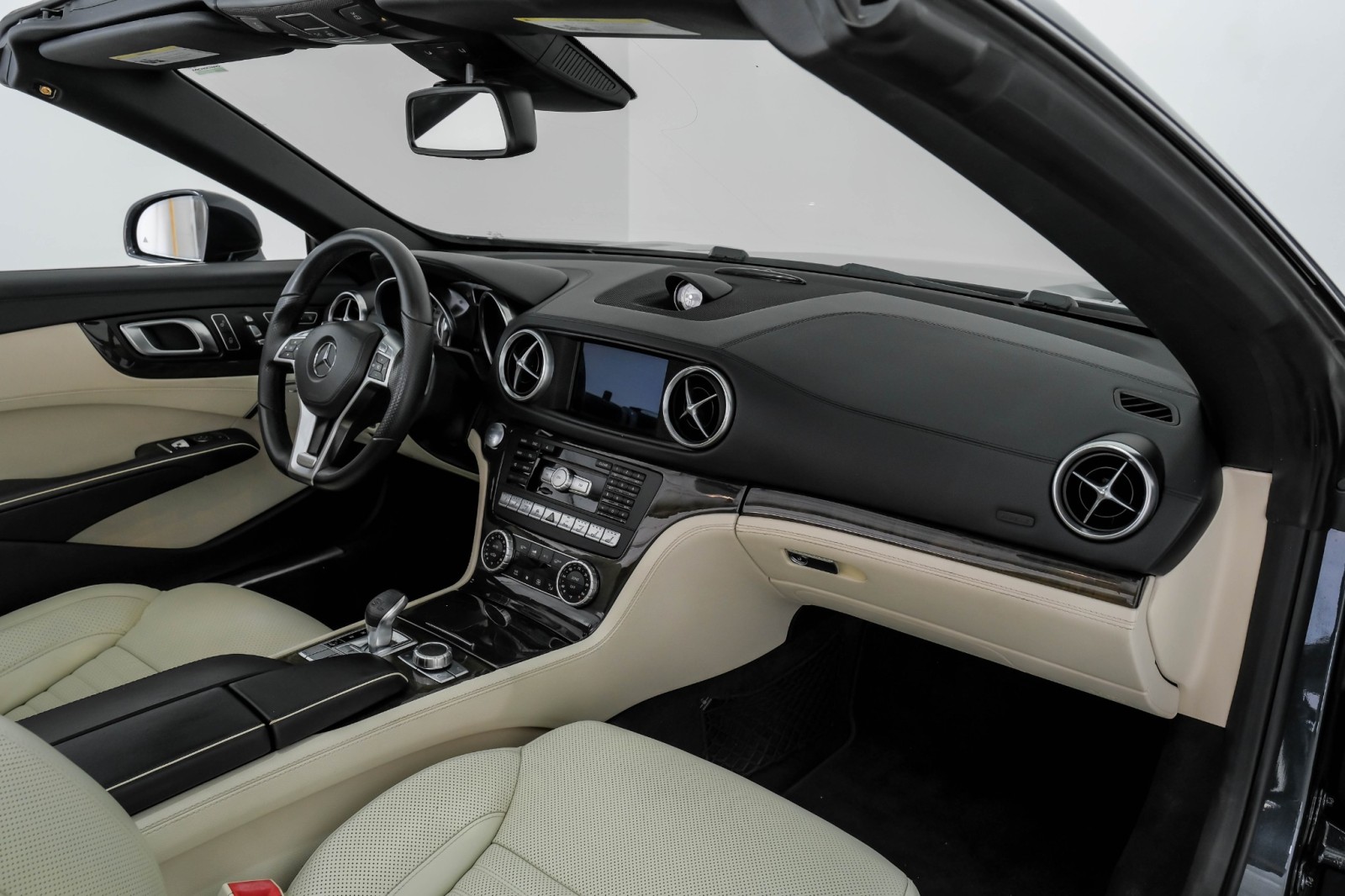 2016 Mercedes-Benz SL400 DRIVER ASSIST PKG PREMIUM I PKG BLIND SPOT ASSIT L 19