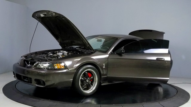 2001 Ford Mustang SVT Cobra 11