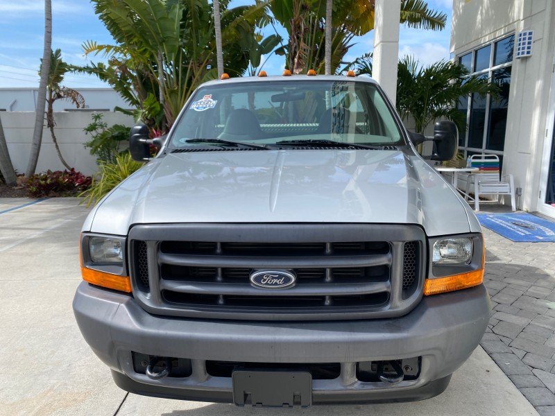 2001 Ford Super Duty F-350 DRW XL 1 OWNER LOW MILES 14,269 in , 