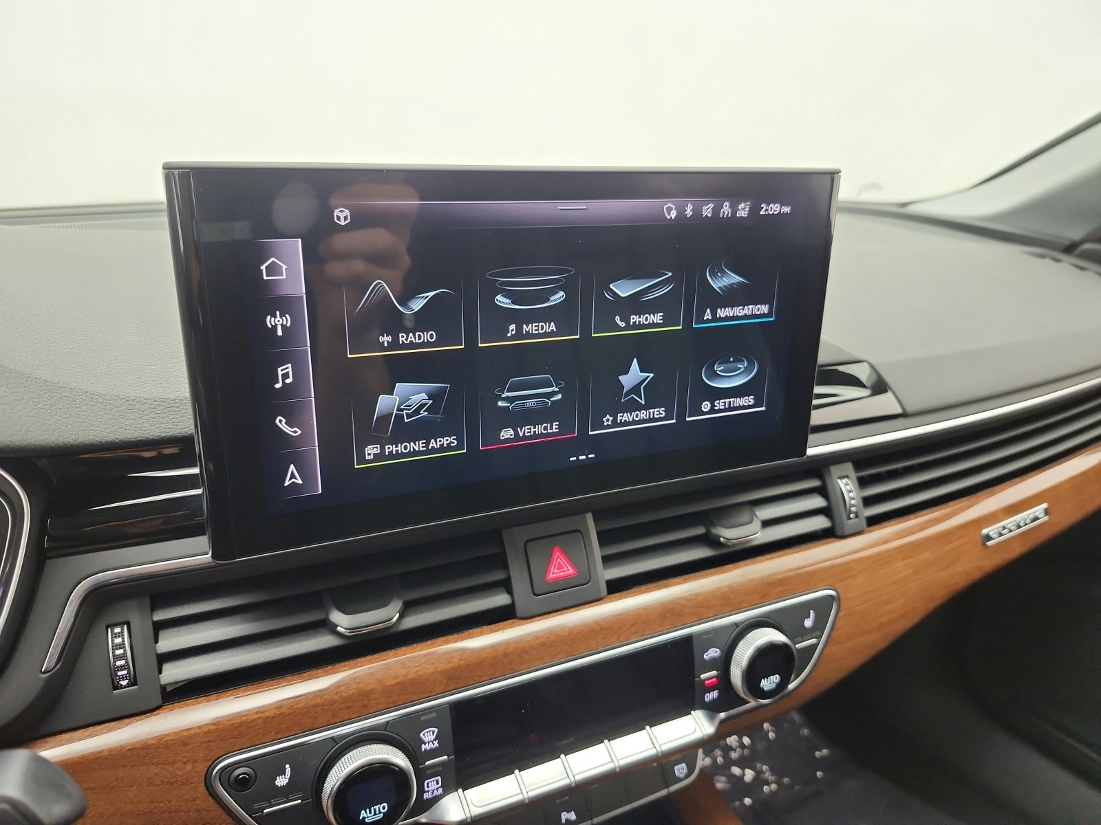 Used 2023 Manhattan Gray Metallic Audi Premium image 10