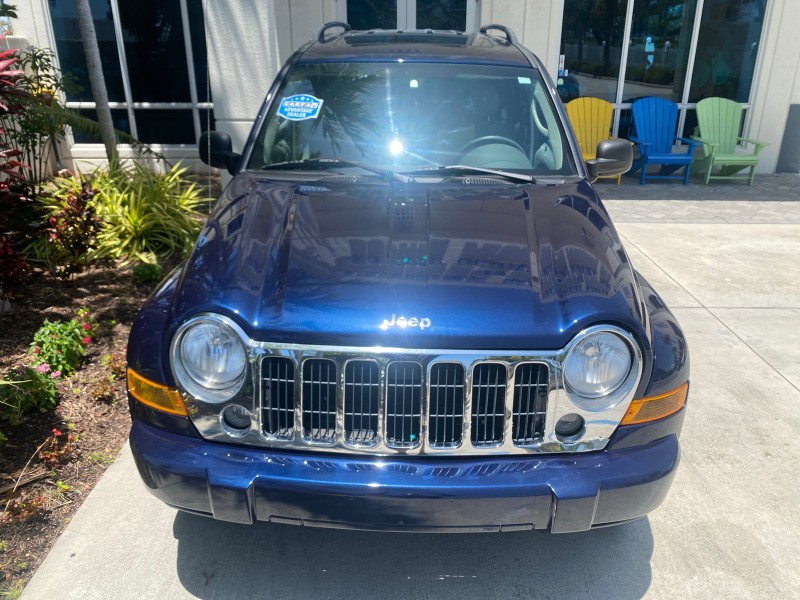 2006 Jeep Liberty 4WD Limited LOW MILES 75,410 in , 
