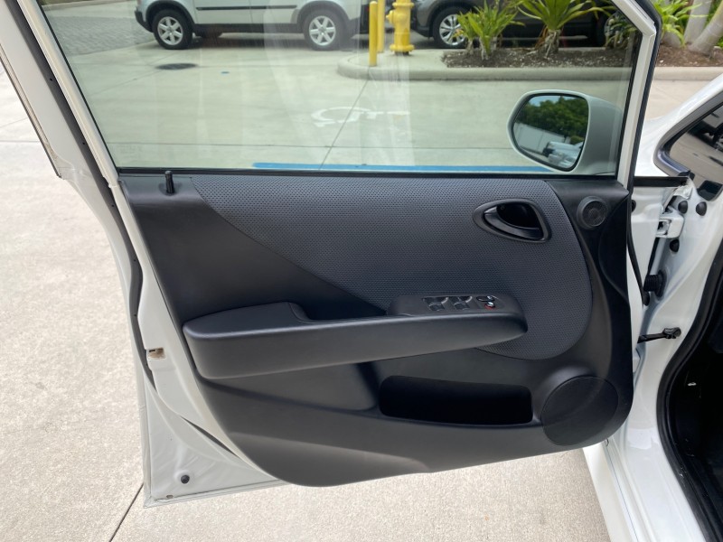 2007 Honda Fit 37 MPG AUTO AC Sport LOW MILES 40,042 in ,
