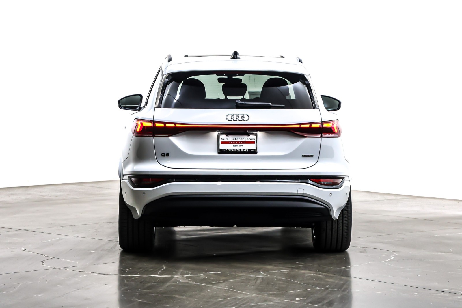 New 2025 Glacier White Metallic Audi Premium Plus quattro image 3