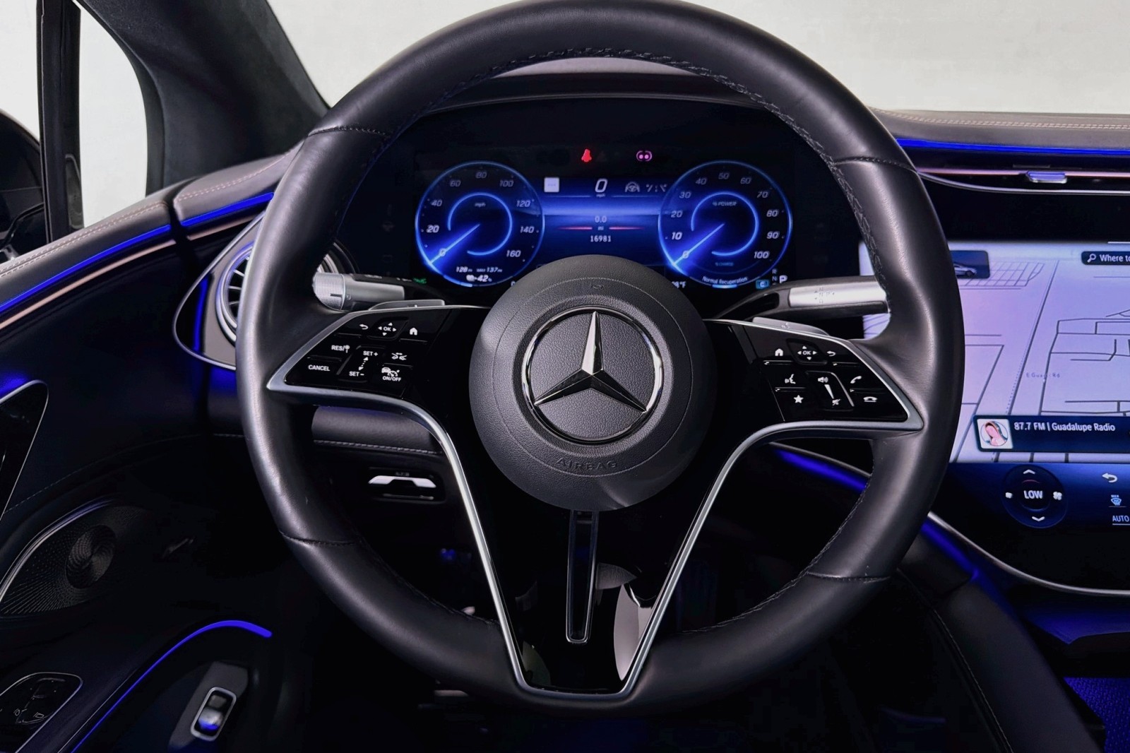 Certified Used 2023 Obsidian Black Metallic Mercedes-Benz 580 image 17