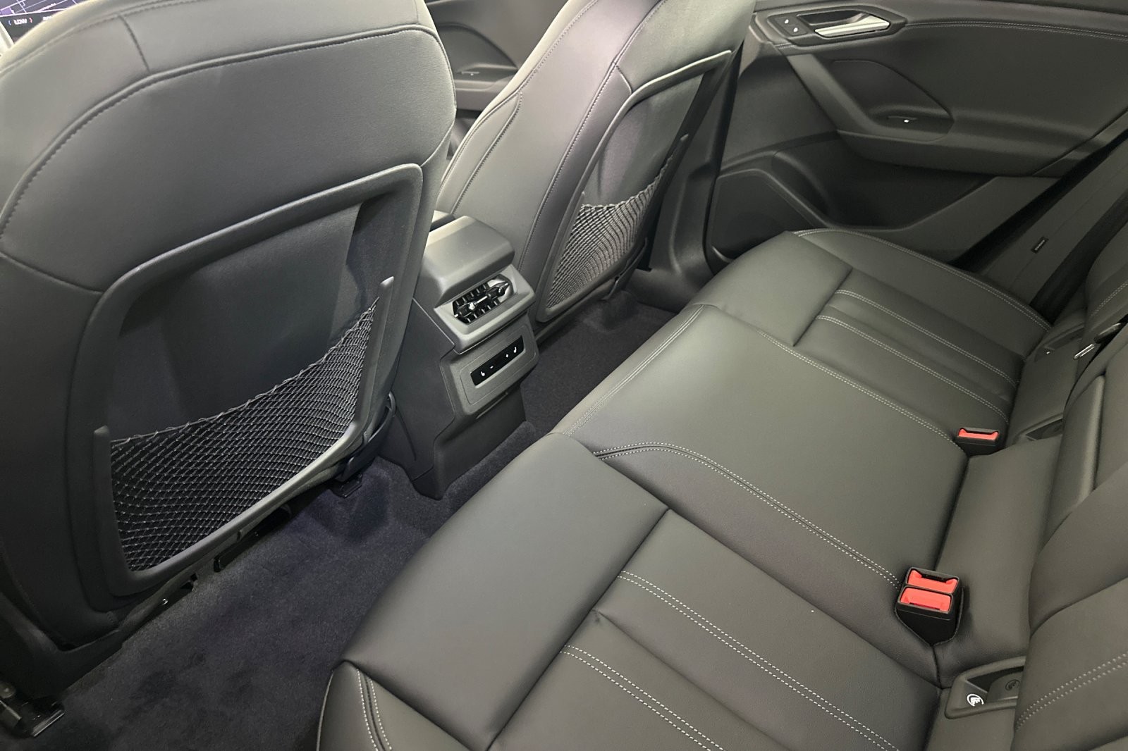 New 2025 Glacier White Metallic Audi Premium quattro image 11