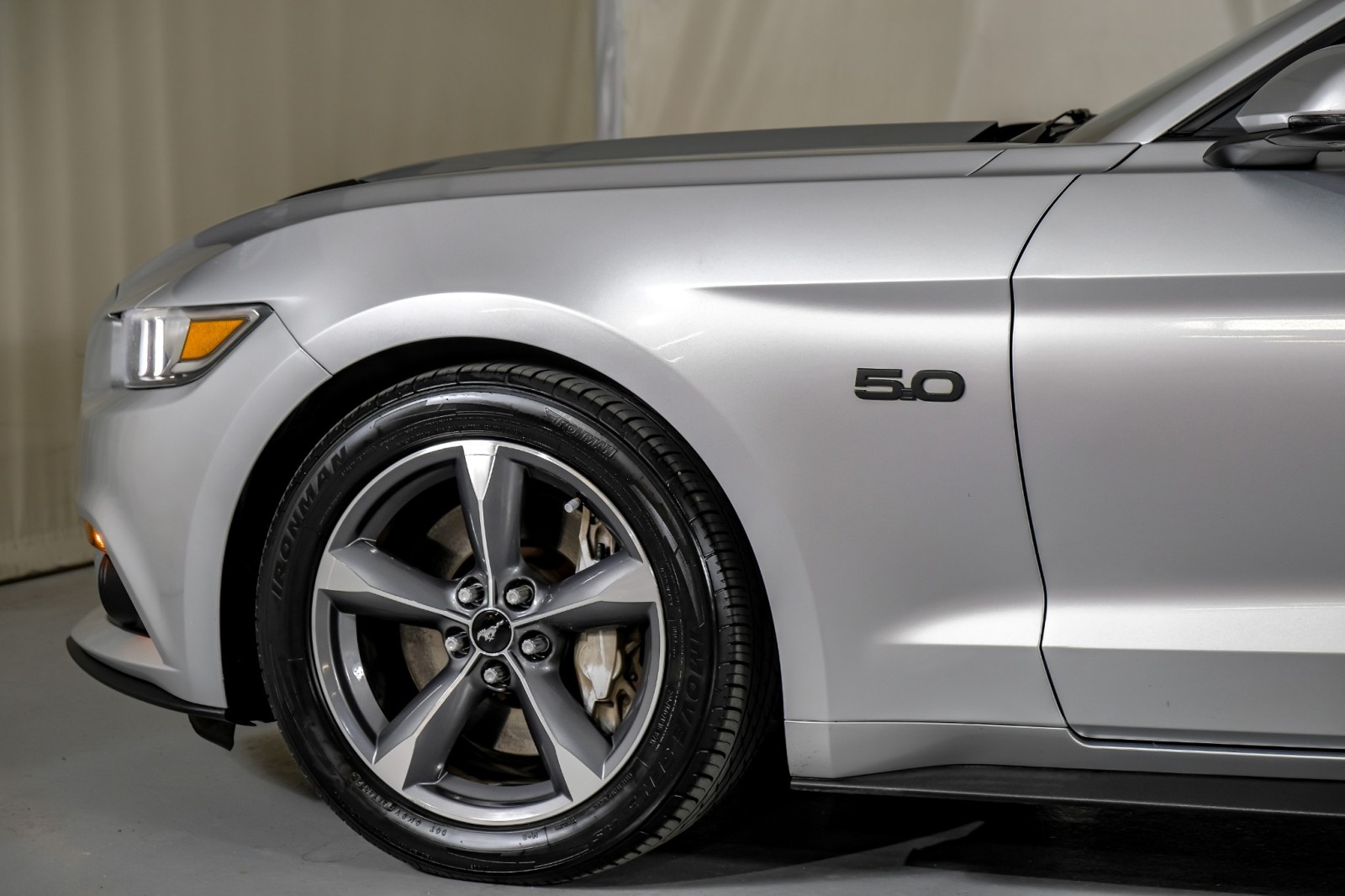 2015 Ford Mustang GT 12