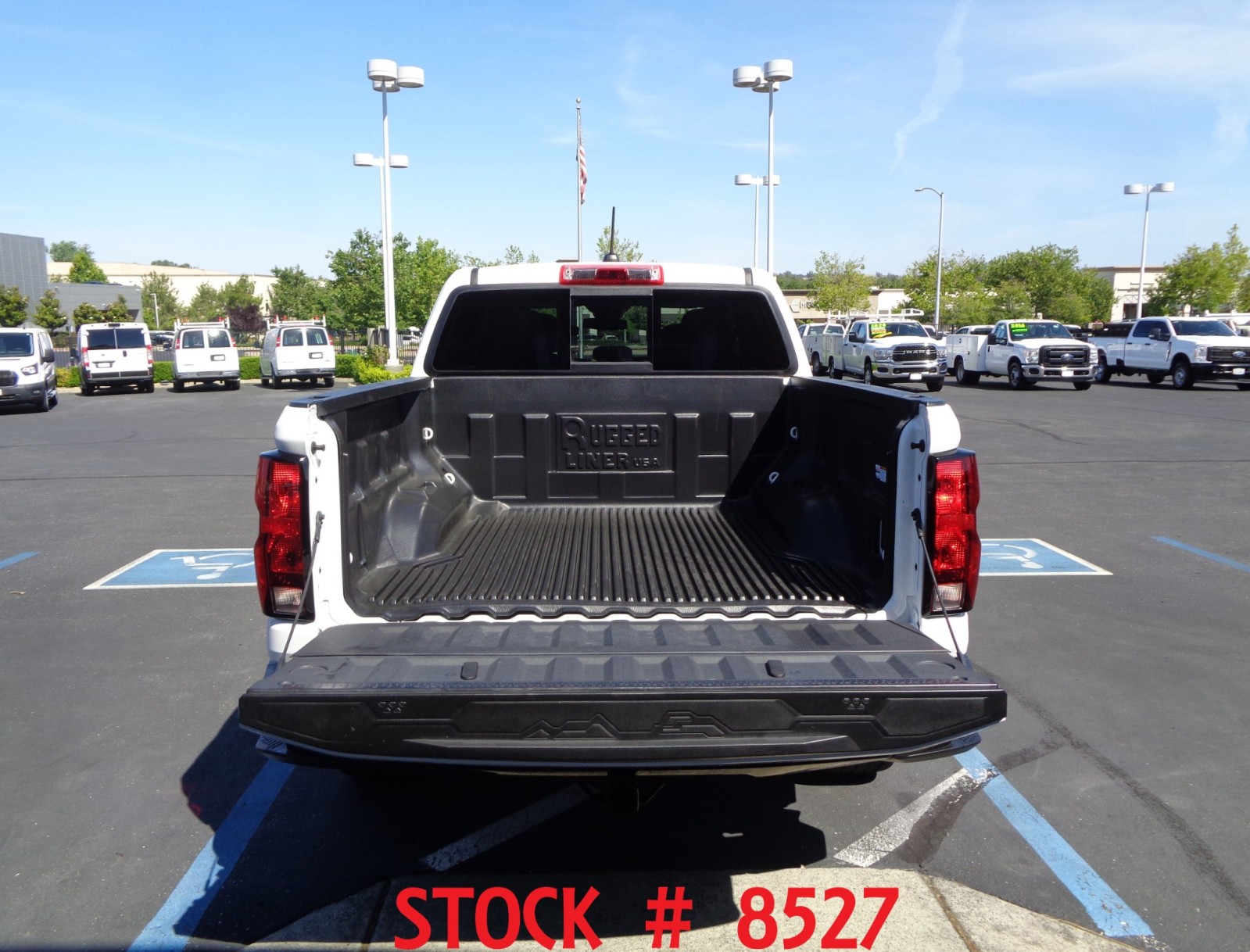 View vehicle photo 5