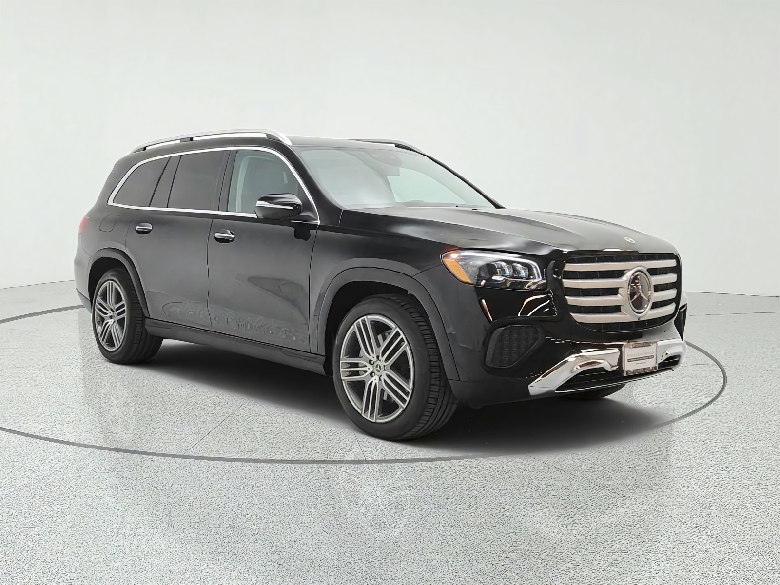 Certified Used 2026 Obsidian Black Metallic Mercedes-Benz GLS 450 4MATIC® SUV image 3