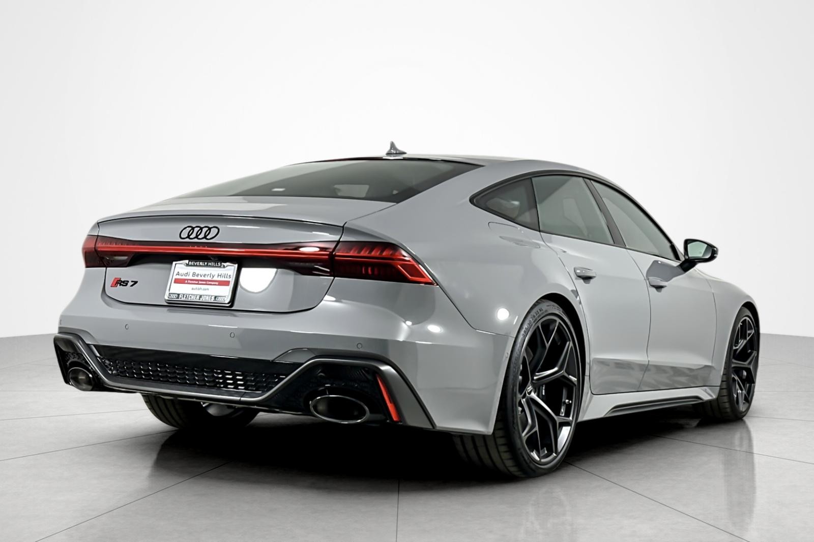 New 2026 Nardo Gray Audi performance 4.0 TFSI quattro image 6