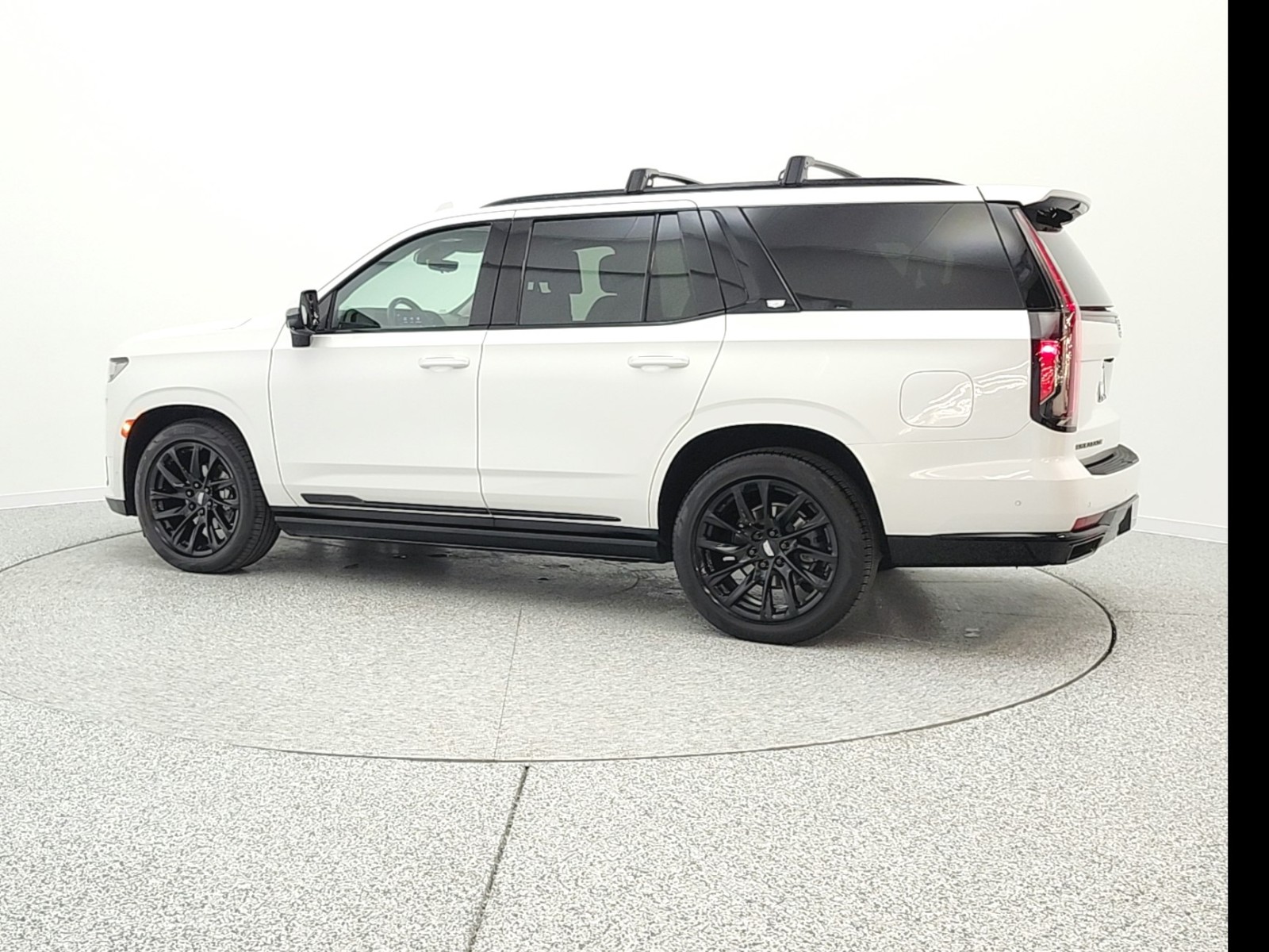 Used 2022 Crystal White Tricoat Cadillac 4WD 4dr Sport Platinum image 3