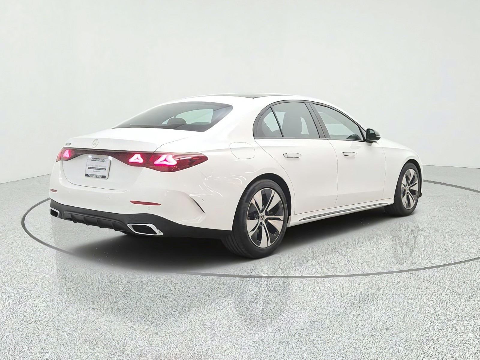 New 2027 Polar White Mercedes-Benz E 350 RWD Sedan image 5