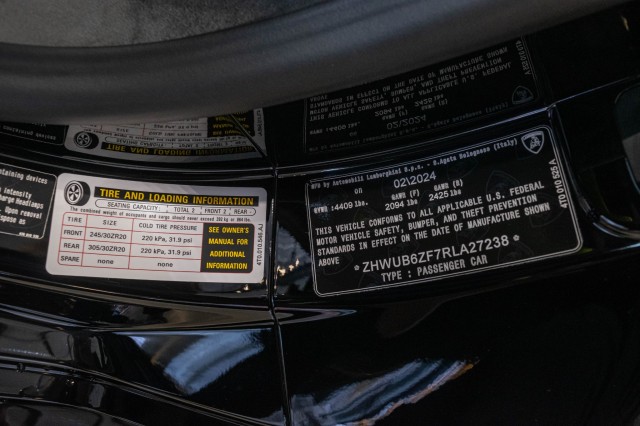 Used Car 2024 Lamborghini Huracan Tecnica  For Sale Under $340,000 In Boerne, Texas