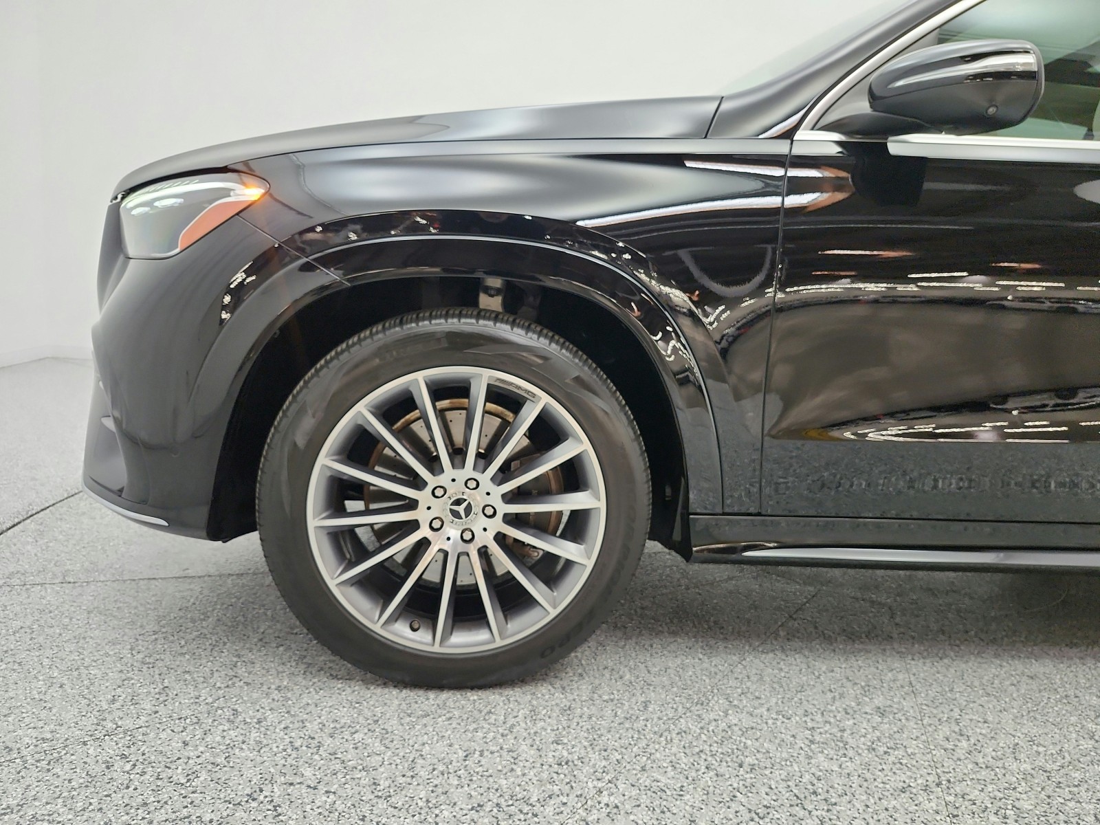 Certified Used 2024 Black Mercedes-Benz GLE 350 4MATIC® SUV image 22