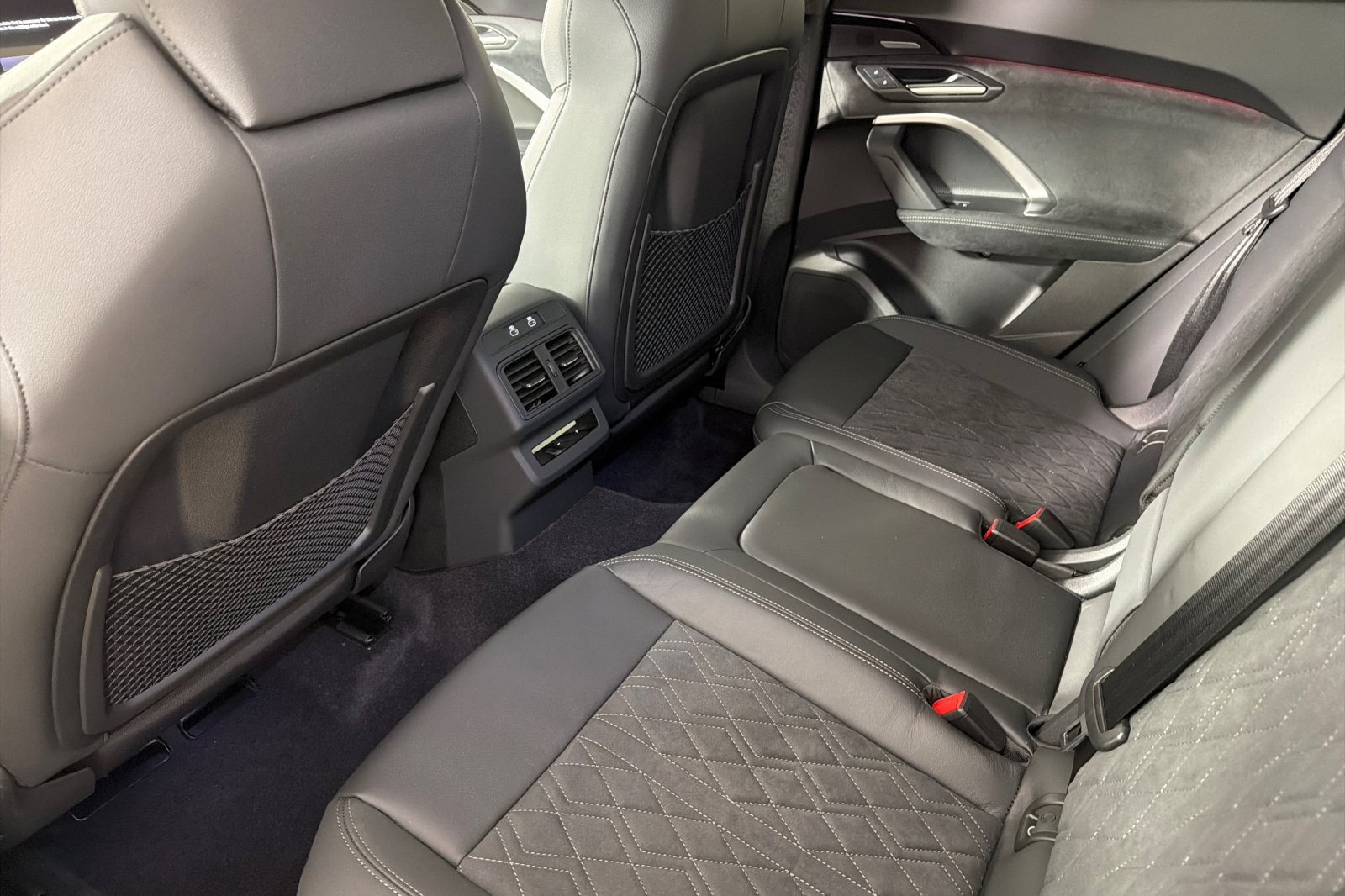 New 2025 Daytona Gray Pearl Effect Audi Premium Plus 3.0 TFSI quattro image 11