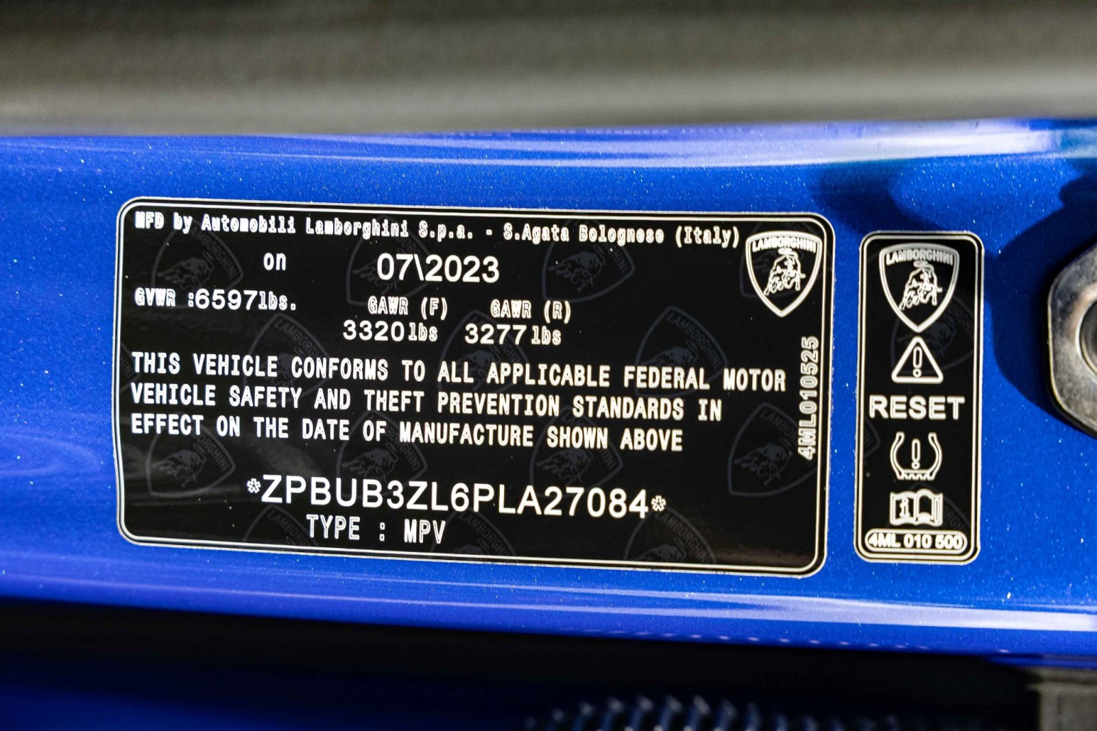 Used Car 2023 Lamborghini Urus  S For Sale Under $250,000 In Boerne, Texas