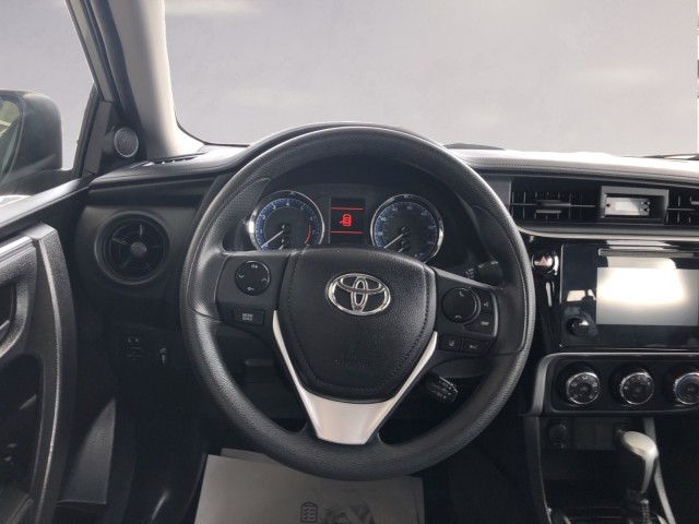 2017 Toyota Corolla L 12