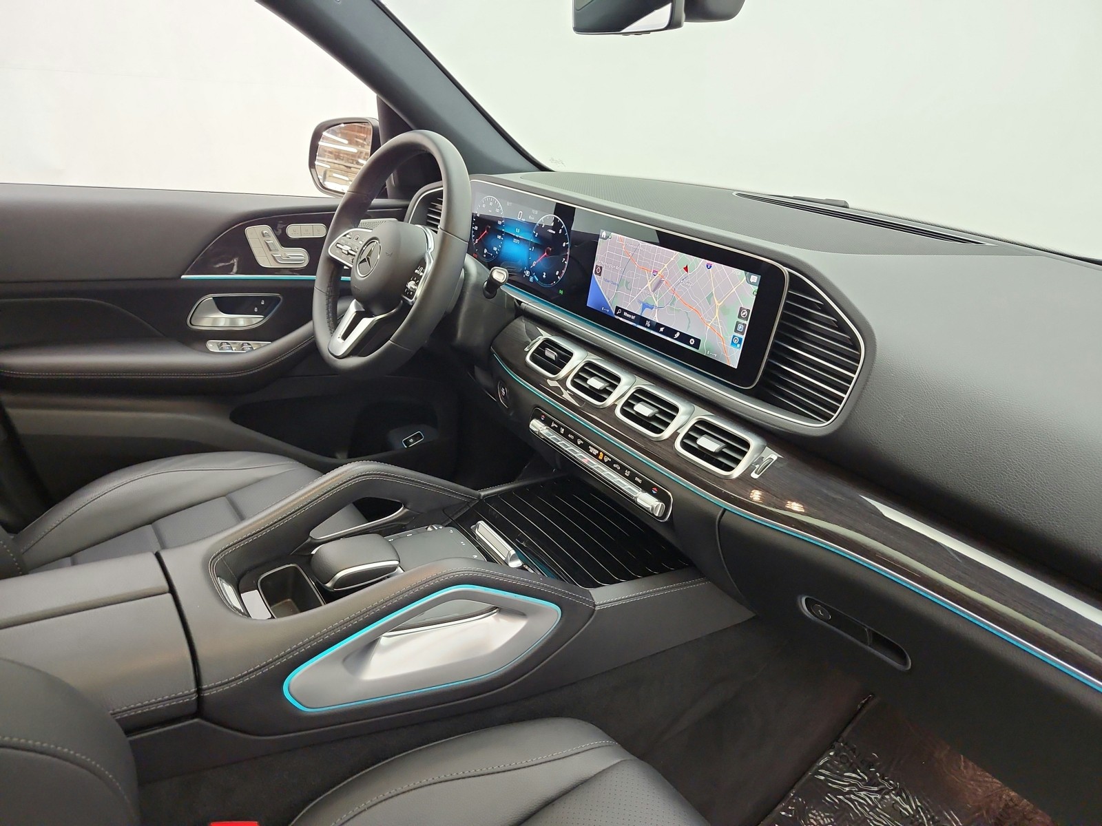 Certified Used 2023 Black Mercedes-Benz GLE 350 SUV image 17