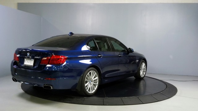 2011 BMW 5 Series 550i 6