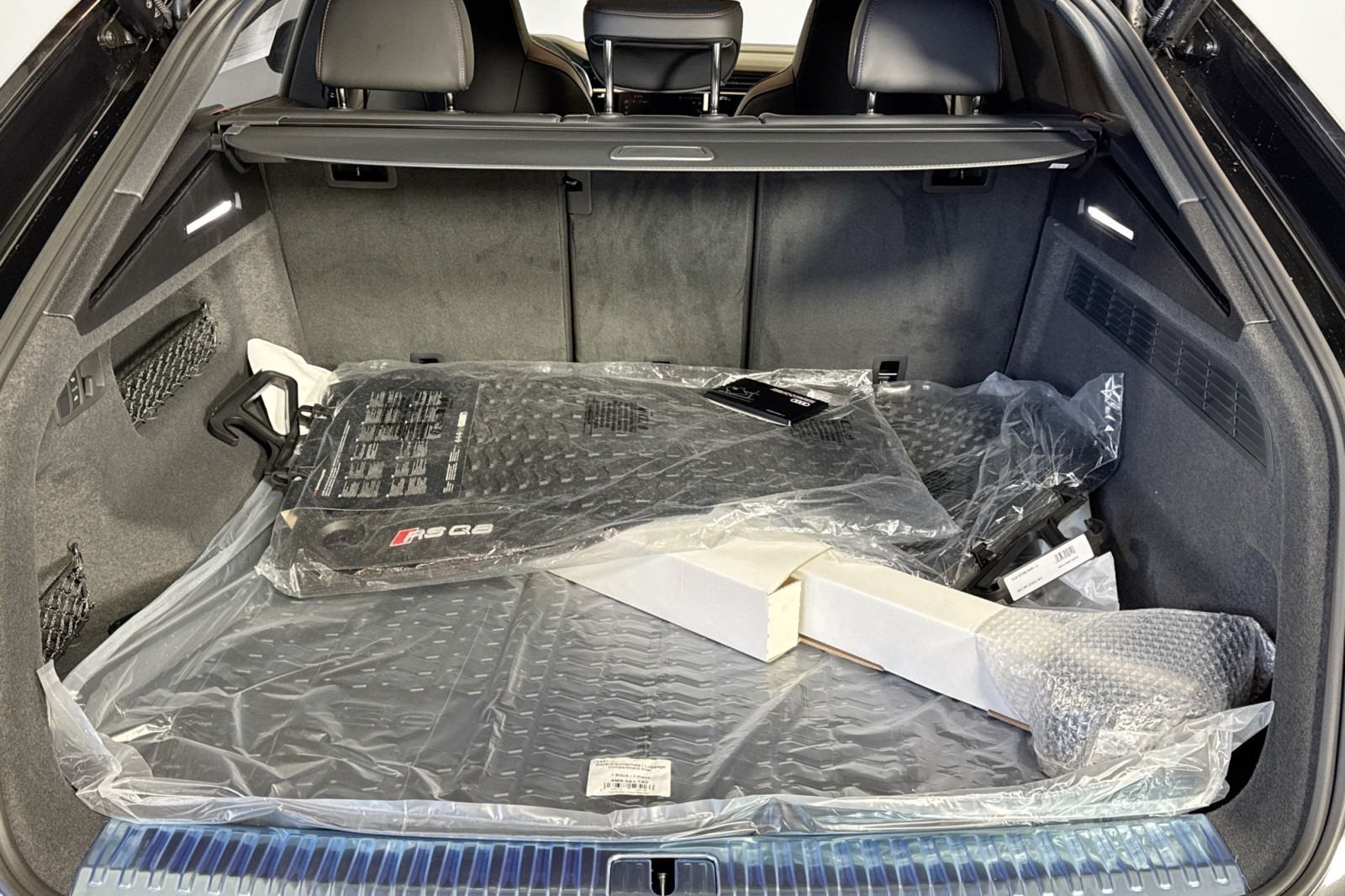 New 2026 Mythos Black Metallic Audi performance quattro image 23