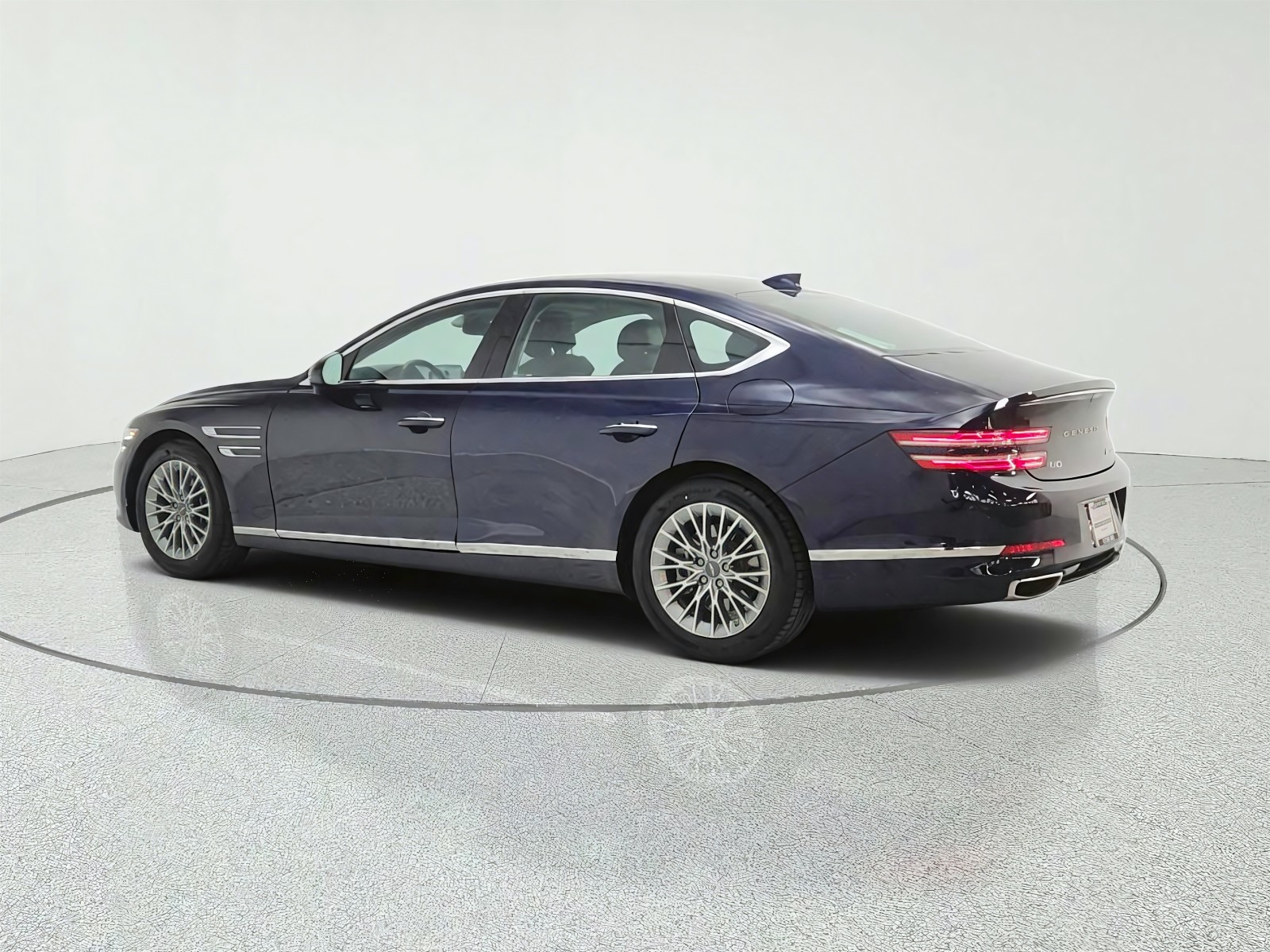 Used 2024 Capri Blue Genesis 2.5T AWD image 7