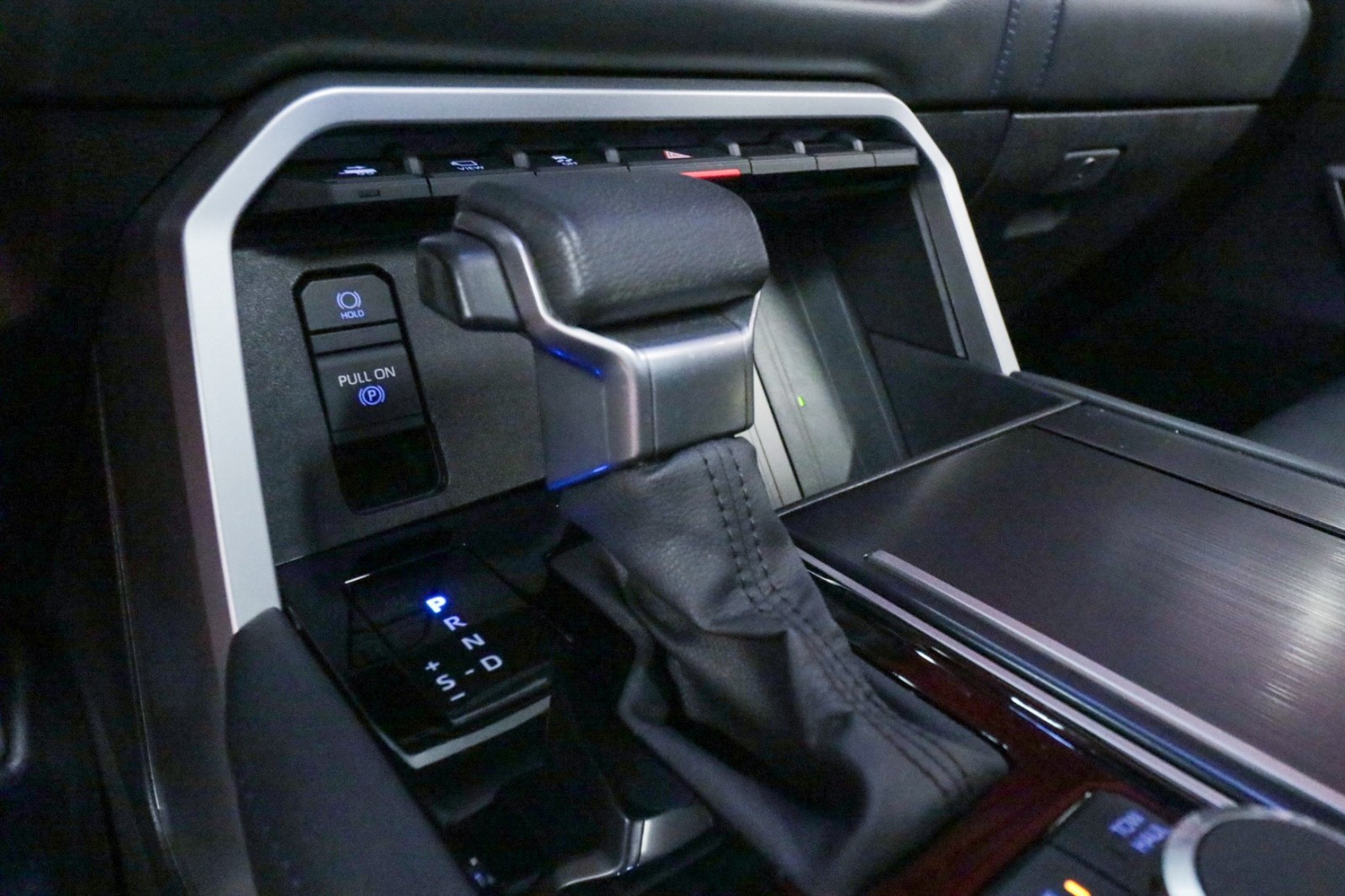 Used Car 2024 Toyota Tundra 4wd  Platinum For Sale Under $60,000 In Austin, Texas