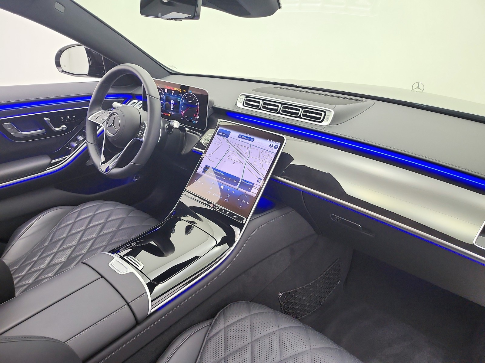 Certified Used 2025 Selenite Grey Metallic Mercedes-Benz S 580 4MATIC® Sedan image 21