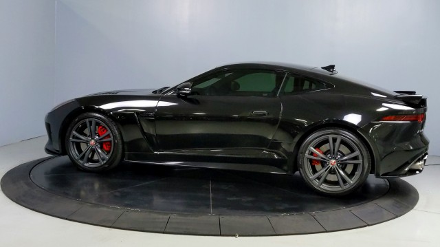 2020 Jaguar F-TYPE SVR 4