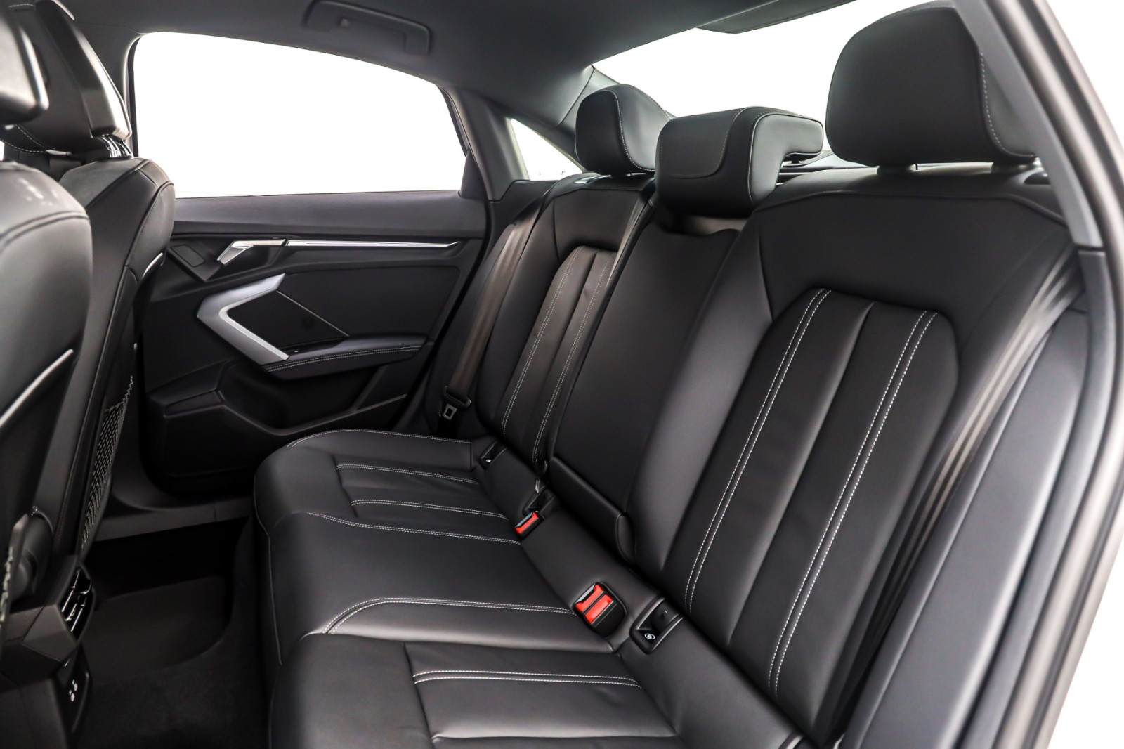 New 2026 Glacier White Metallic Audi Premium Plus quattro image 8