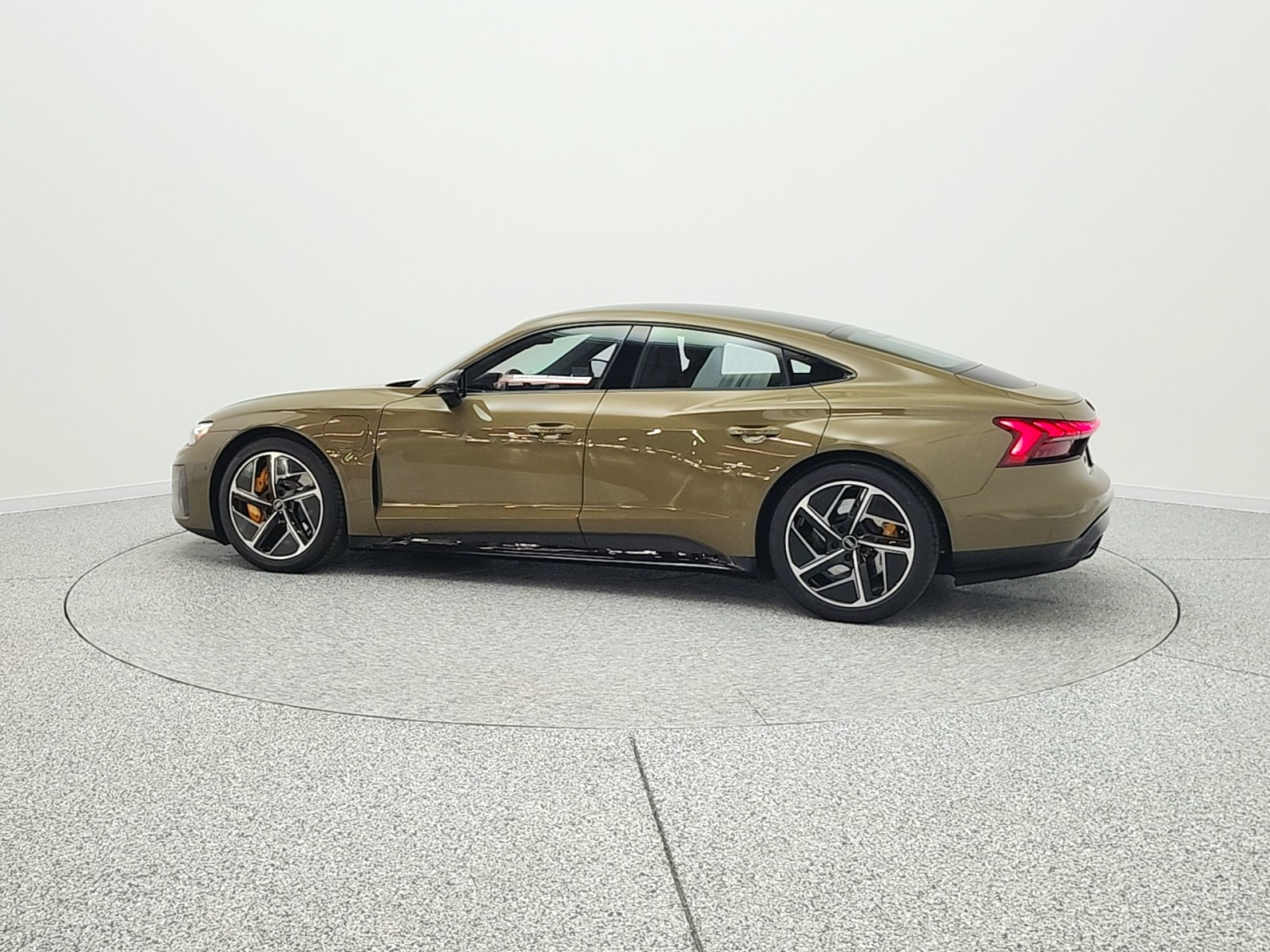 Used 2023 Tactical Green Metallic Audi quattro image 8