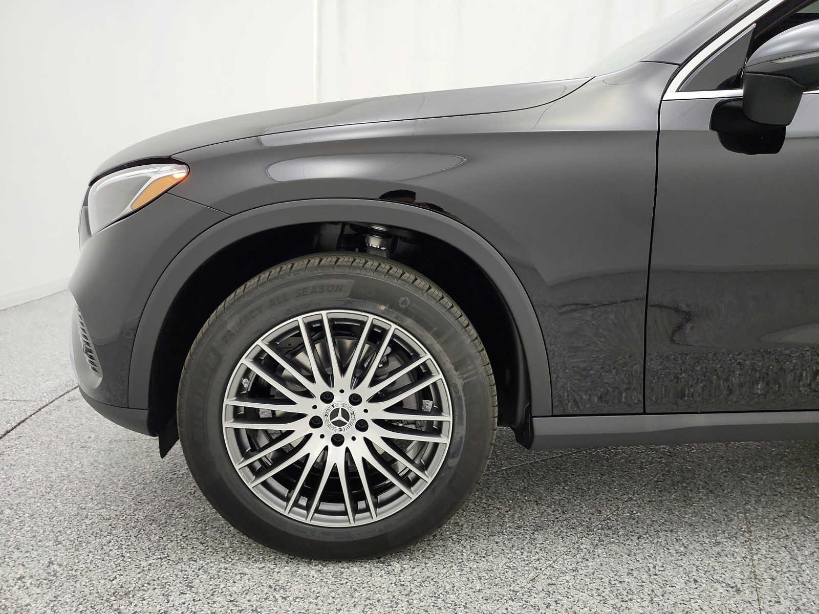 New 2027 Black Mercedes-Benz GLC 300 SUV image 13