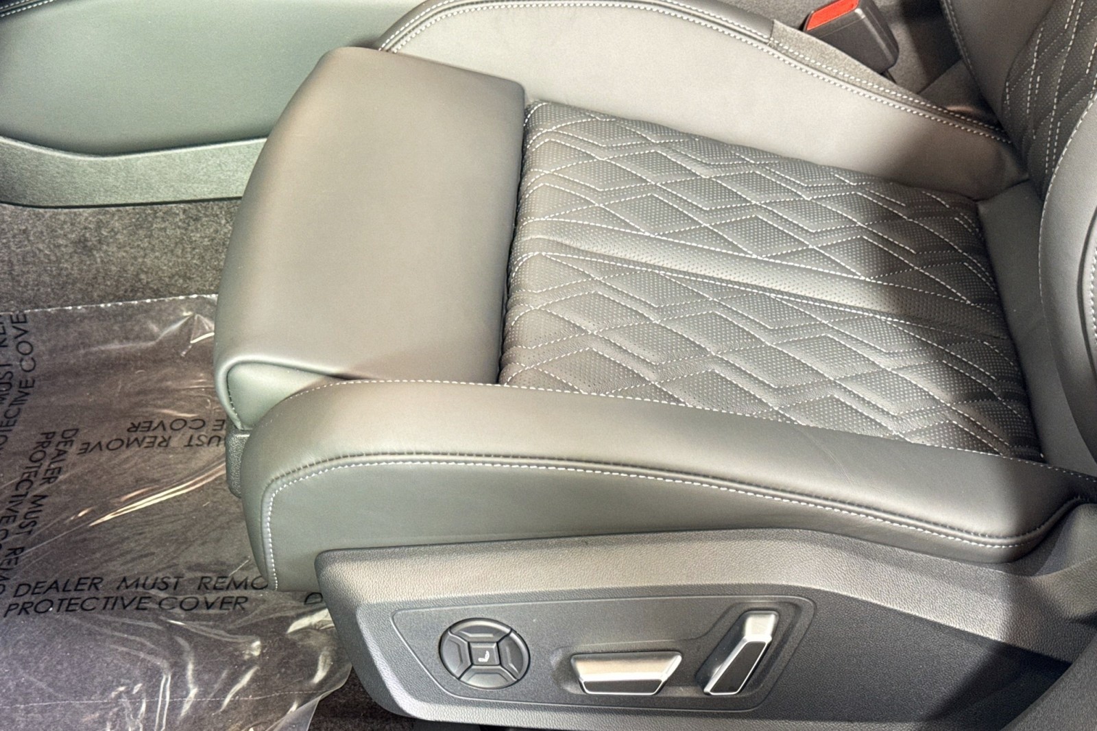 New 2025 Daytona Gray Metallic Audi Premium Plus 3.0 TFSI quattro image 16