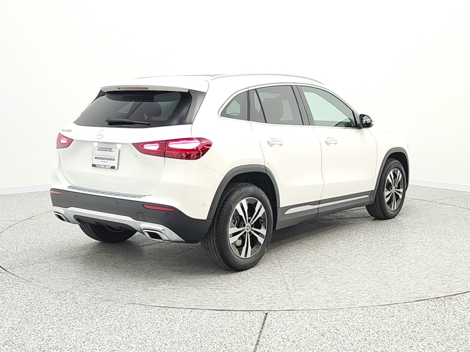 New 2026 Polar White Mercedes-Benz GLA 250 image 5