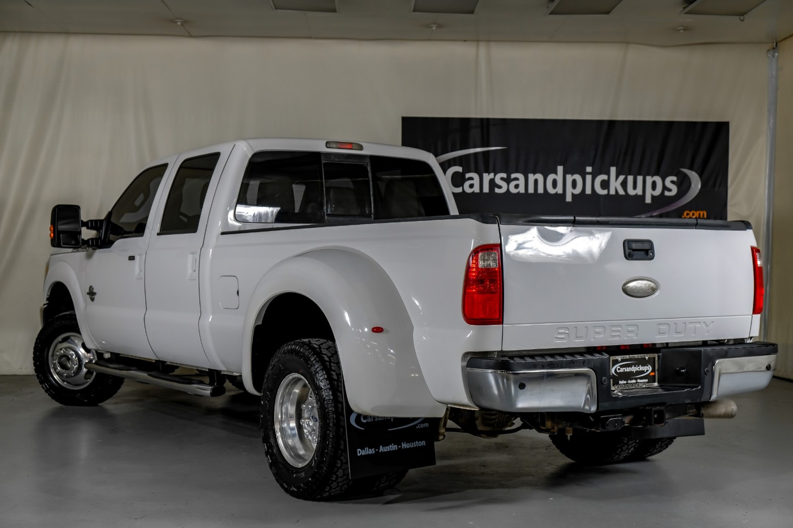 2012 Ford F-350 DRW Lariat 10