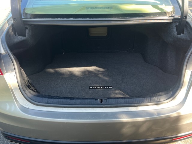 ToyotaAvalon8