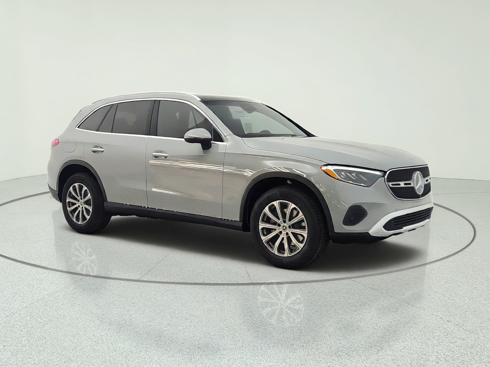 New 2027 MANUFAKTUR Alpine Grey Mercedes-Benz GLC 300 SUV image 3