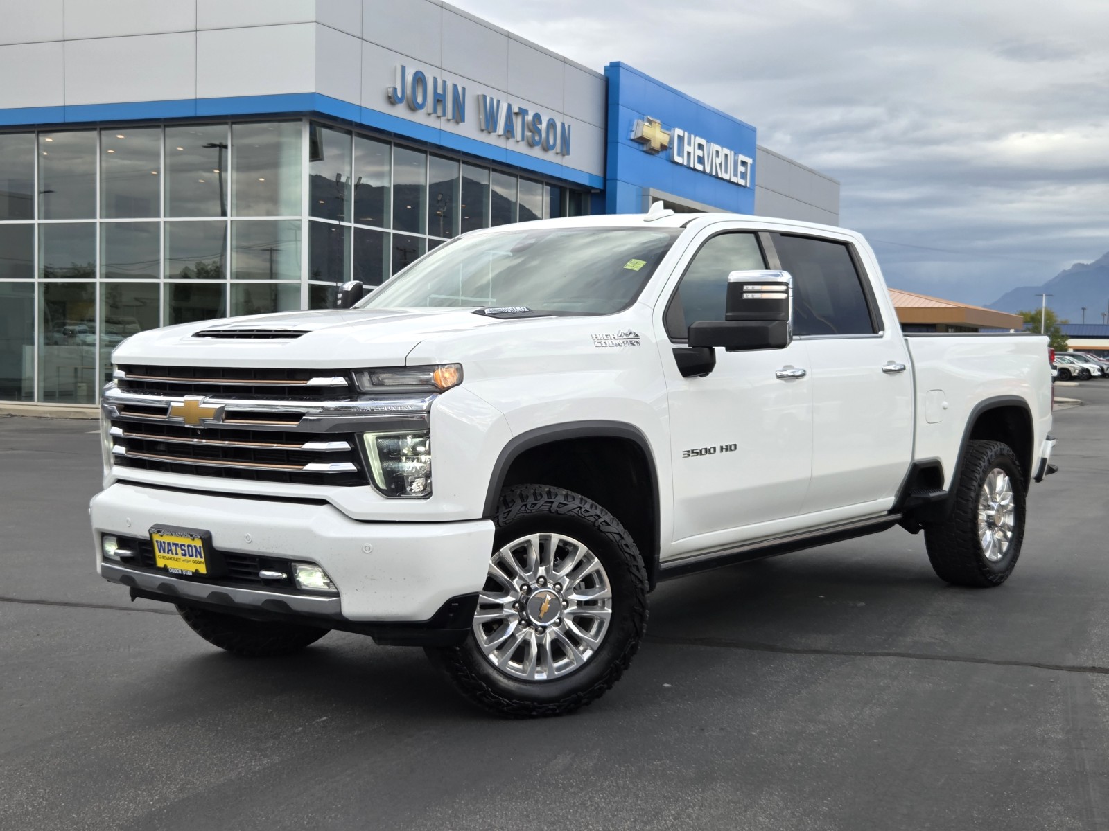 2023 Chevrolet Silverado 3500HD High Country Crew Cab 4WD
