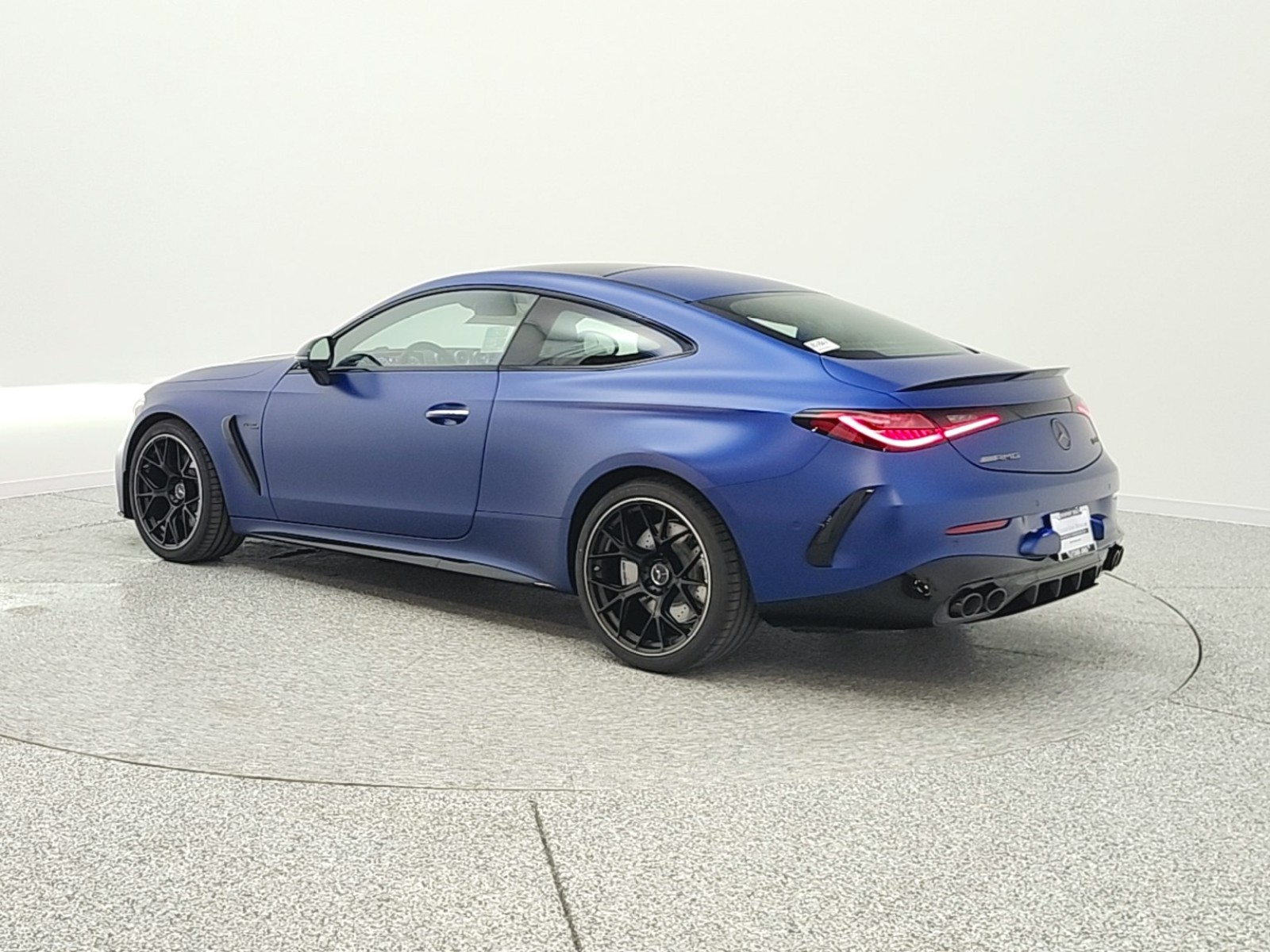 New 2026 MANUFAKTUR Starling Blue Magno Mercedes-Benz AMG® CLE 53 image 7