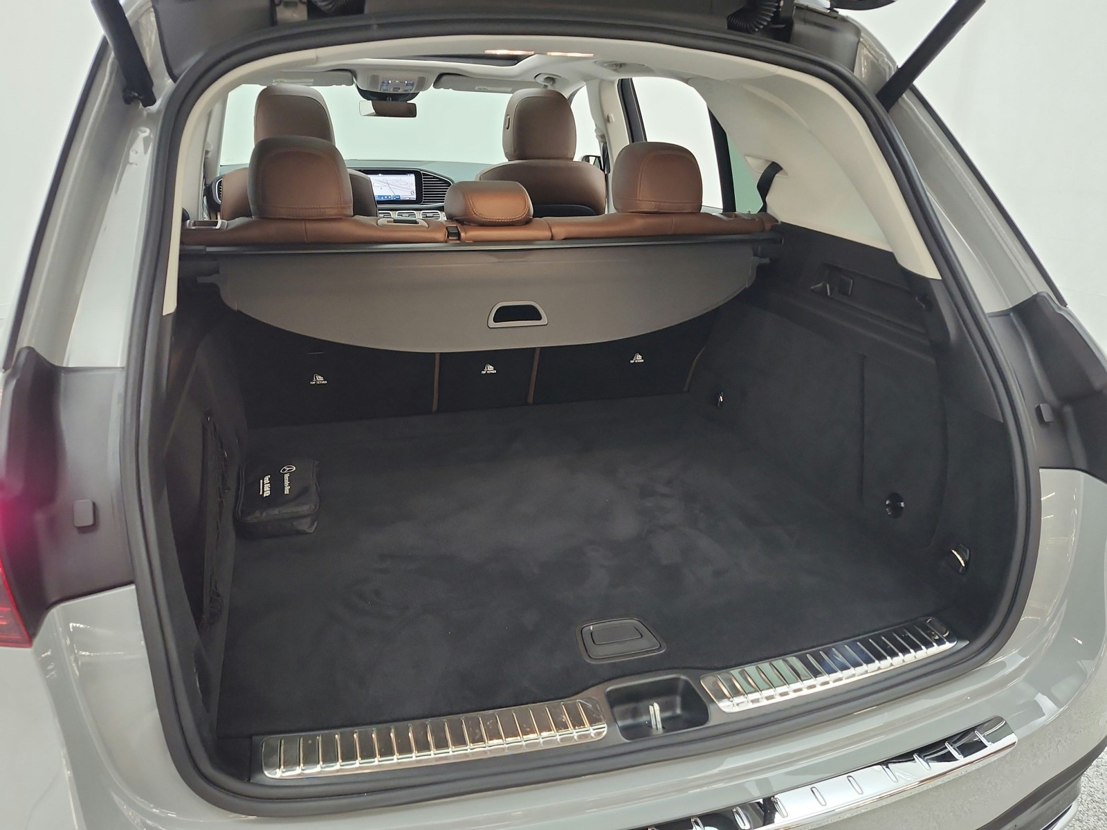 Used 2025 MANUFAKTUR Alpine Grey Mercedes-Benz GLE 350 SUV image 22