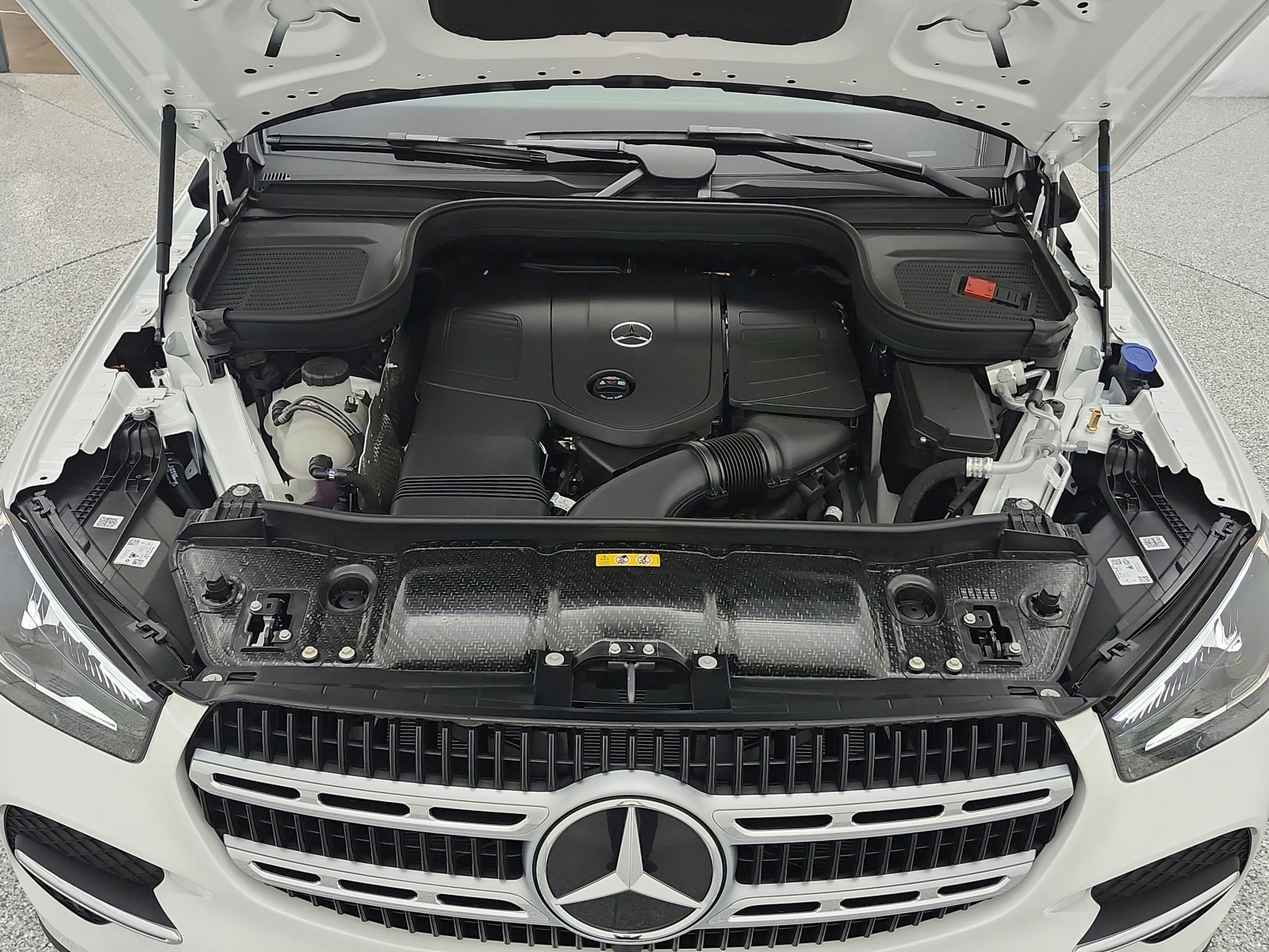 New 2026 Polar White Mercedes-Benz GLE 350 image 12